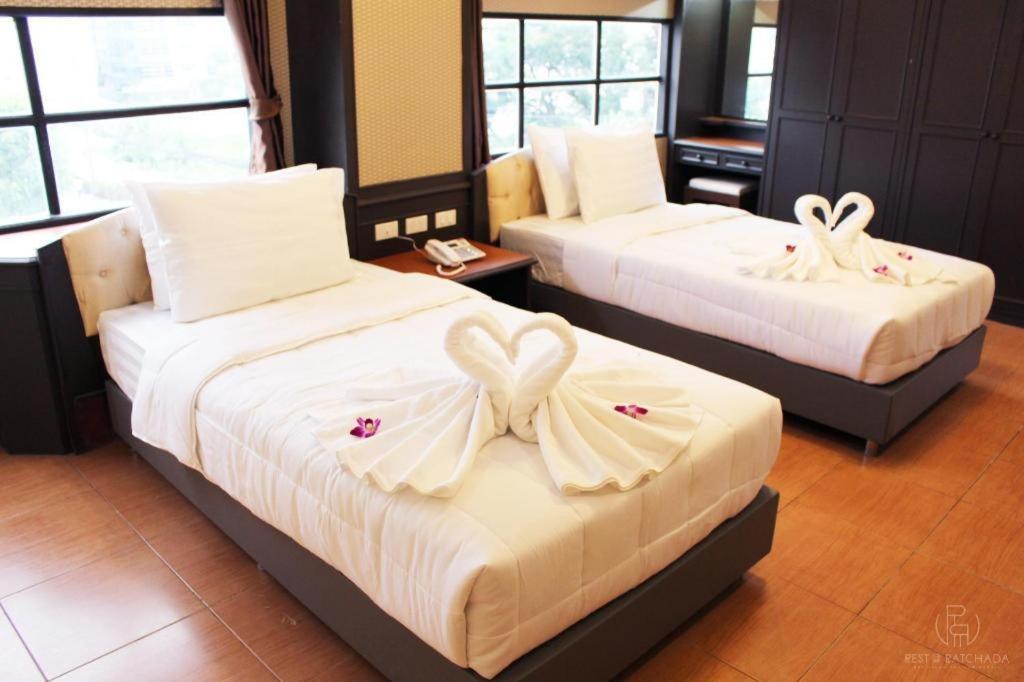 Rest@Ratchada Hotel 방콕 외부 사진